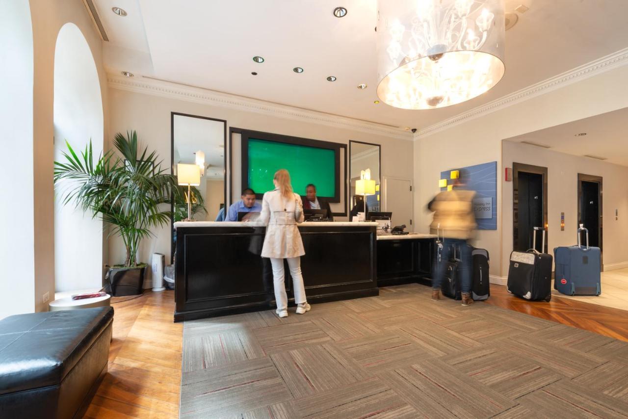 Holiday Inn Express Chicago - Magnificent Mile By Ihg Kültér fotó